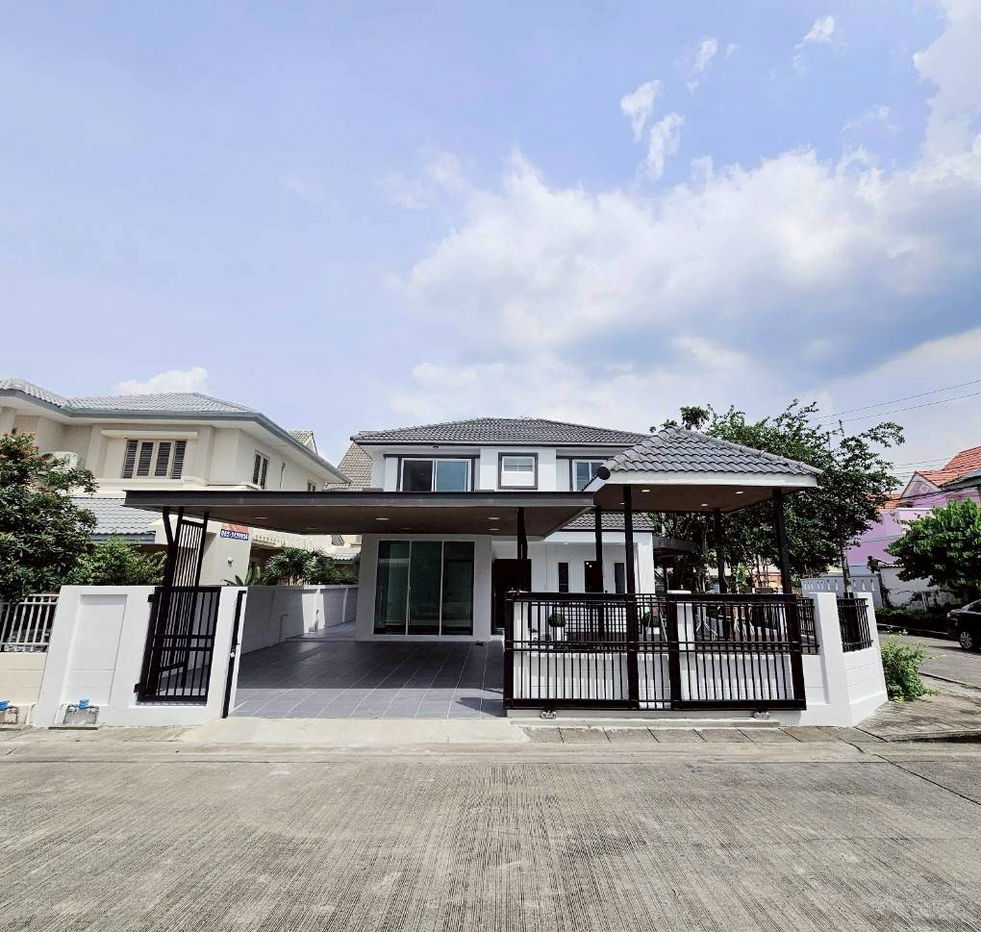 รูป S2926 ขายบ้านเดี่ยว Neighborhome วัชรพล สุขาภิบาล 5 รีโนเวทใหม่ (หลังมุม ) - รูปที่ 1/11