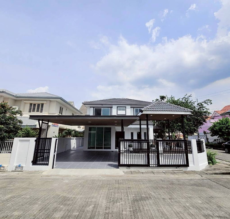 ขายบ้านเดี่ยว : S2926 ขายบ้านเดี่ยว เนเบอร์โฮม วัชรพล สุขาภิบาล 5 รีโนเวทใหม่ (หลังมุม )
