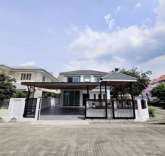 S2926 ขายบ้านเดี่ยว Neighborhome วัชรพล สุขาภิบาล 5 รีโนเวทใหม่ (หลังมุม )