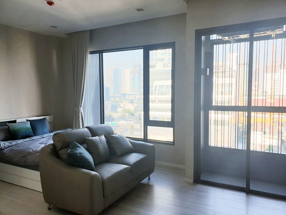 picture TA7547📲Line ID @556ryccg 🚄Studio 29 sqm Floor9 The Room Phayathai Fully furnished near skytrain BTS Phayathai & Airport Link Phayathai - 3/14