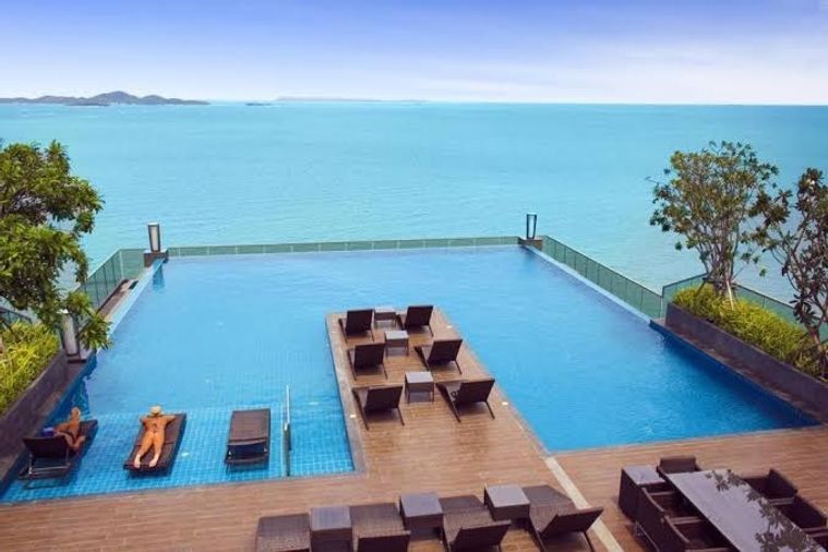 Wongamat Tower condo ❤️ คอนโดเดินถึงหาด แอดไลน์Nattyproperty