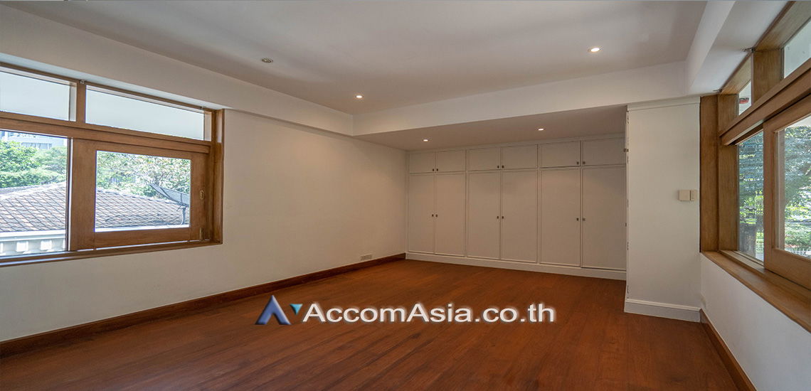 picture 🔼🔽 AccomA 📩 Pet friendly,Home Office,Private Swimming Pool 5 BR House in  (90257) - 19/20