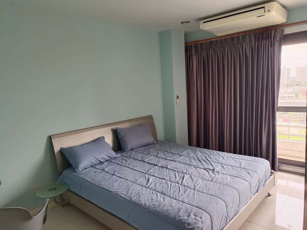 picture  One-bedroom condo for Rent in NS Tower Bangna Condominium, 2 minute walk from Central Bangna Department Store - 2/5