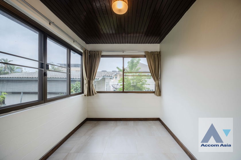 picture 🔼🔽 AccomA 📩 Pet friendly 4 BR House in Khlong Ton Nuea (AA23297) - 18/20