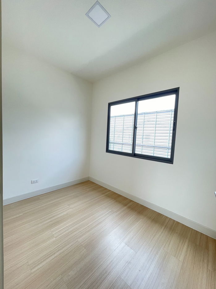 picture Townhouse for sale, 4 bedrooms, low installments, near Bang Phli Industrial Estate and Wellgrow Industrial Estate - 13/14