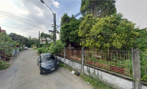 ด่วน ขายถูกที่ดินสุขุมวิท60/1 บางจาก 197 ตร.ว ใกล้ BTSบางจาก ทางขึ้นลงด่วนสุขุมวิท62 ใกล้ห้างโลตัส เข้าเมืองไปเอกมัย ทองหล่อ ไปบางนาก็สะดวก 0879074045