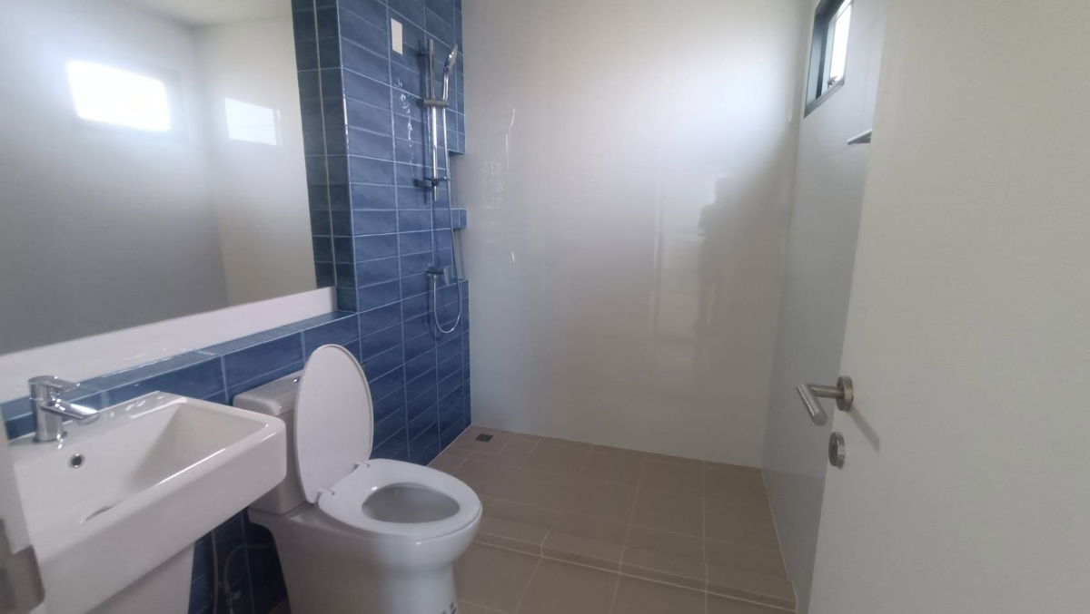 picture 🏡✨ Single House for Sale – Spacious & Functional!   Saransiri Thian Thale 30 Project | Magaret 📍 House No. 8/56lot with ample yard space and privacy - 21/24