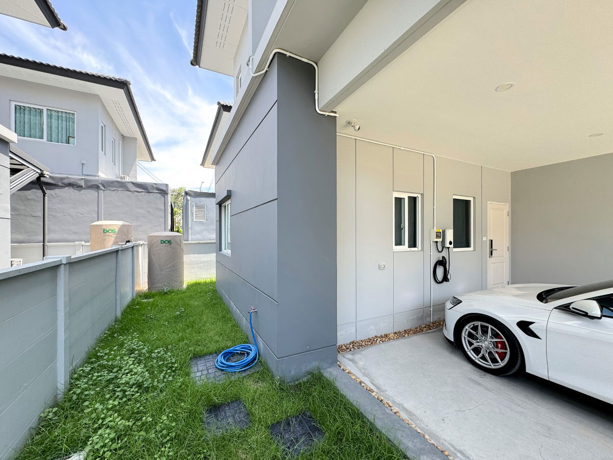 รูป สภาพใหม่เอี่ยม! Dream Home หลังมุม!! ขายบ้านเดี่ยว เซนโทร บางนา–ศรีนครินทร์ (Centro Bangna-Srinakarin) 67.3 ตร.วา 4 ห้องนอน 4 ห้องน้ำ ใกล้เมกาบางนา - รูปที่ 34/39