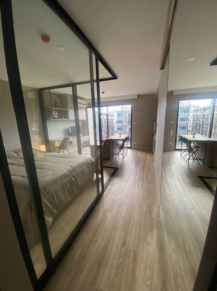 picture R2578 Blossom Condo Sathon-Charoen Rat For rent - 2/14