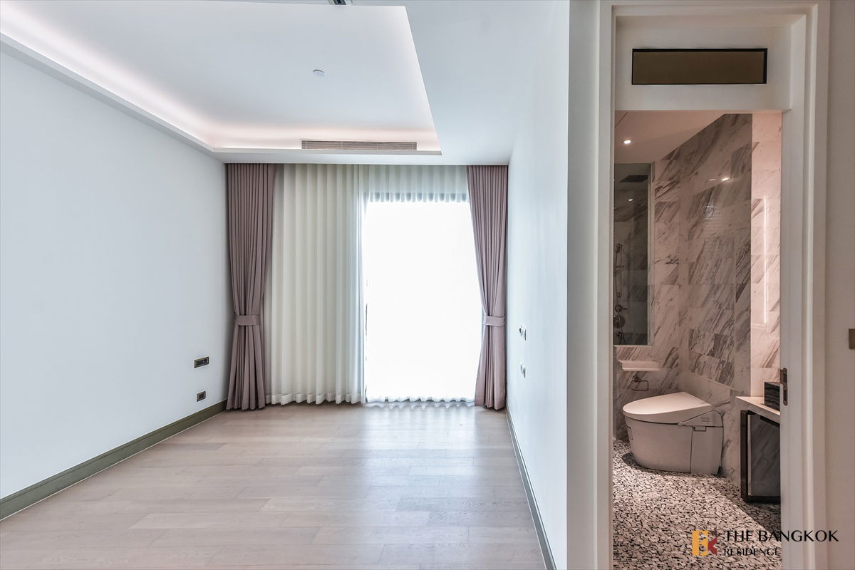 รูป 🔥Ultra luxury Riverfront Living 🔥 The Residence at Mandarin near BTS Khlong San - รูปที่ 10/18