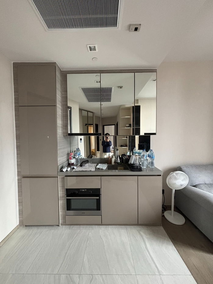 picture MRT Phahon Yothin 150 m. Price  40,000 Baht Condo The Crest Park Residences ( Rental ) - 3/9