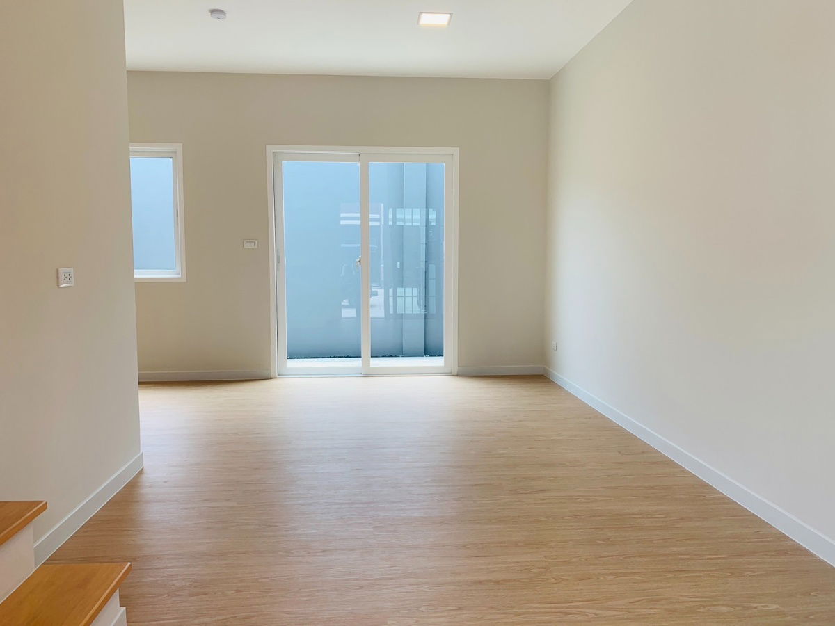 รูป ขายบ้านทำเลใกล้สาทร! โครงการสิริเพลส พุทธบูชา 39🏡 บ้านเลขที่ 456/170 พรีเมียมทาวน์โฮม ใกล้รถไฟฟ้าสายสีม่วง💥ส่วนลดสูงสุด 500,000 บาท พร้อมอยู่ - รูปที่ 4/9