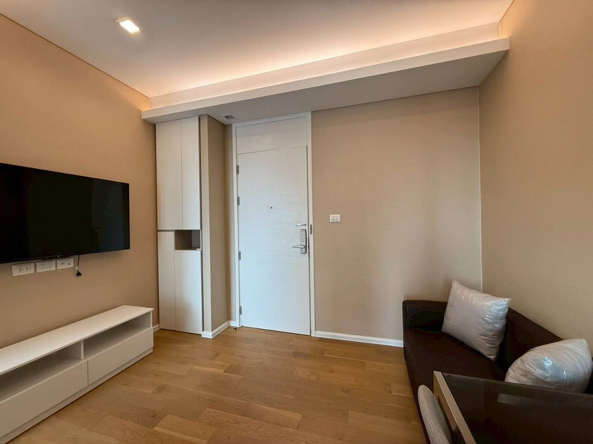 รูป  ให้เช่าด่วน! The Saint Residences ใกล้ BTS ห้าแยกลาดพร้าว – ห้องสวย เฟอร์ครบ เพียง 16,000/เดือน  - รูปที่ 6/8