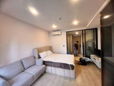 ✨ Ready to move in! SOHO BANGKOK Condo, Ratchada, 1 bedroom, 26 sq m, 8th floor, only 19,000 baht 🏡💖