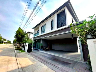 Houses for rent : 😊🏡 For rent: Grand Britannia Rama 9-Krungthep Kreetha