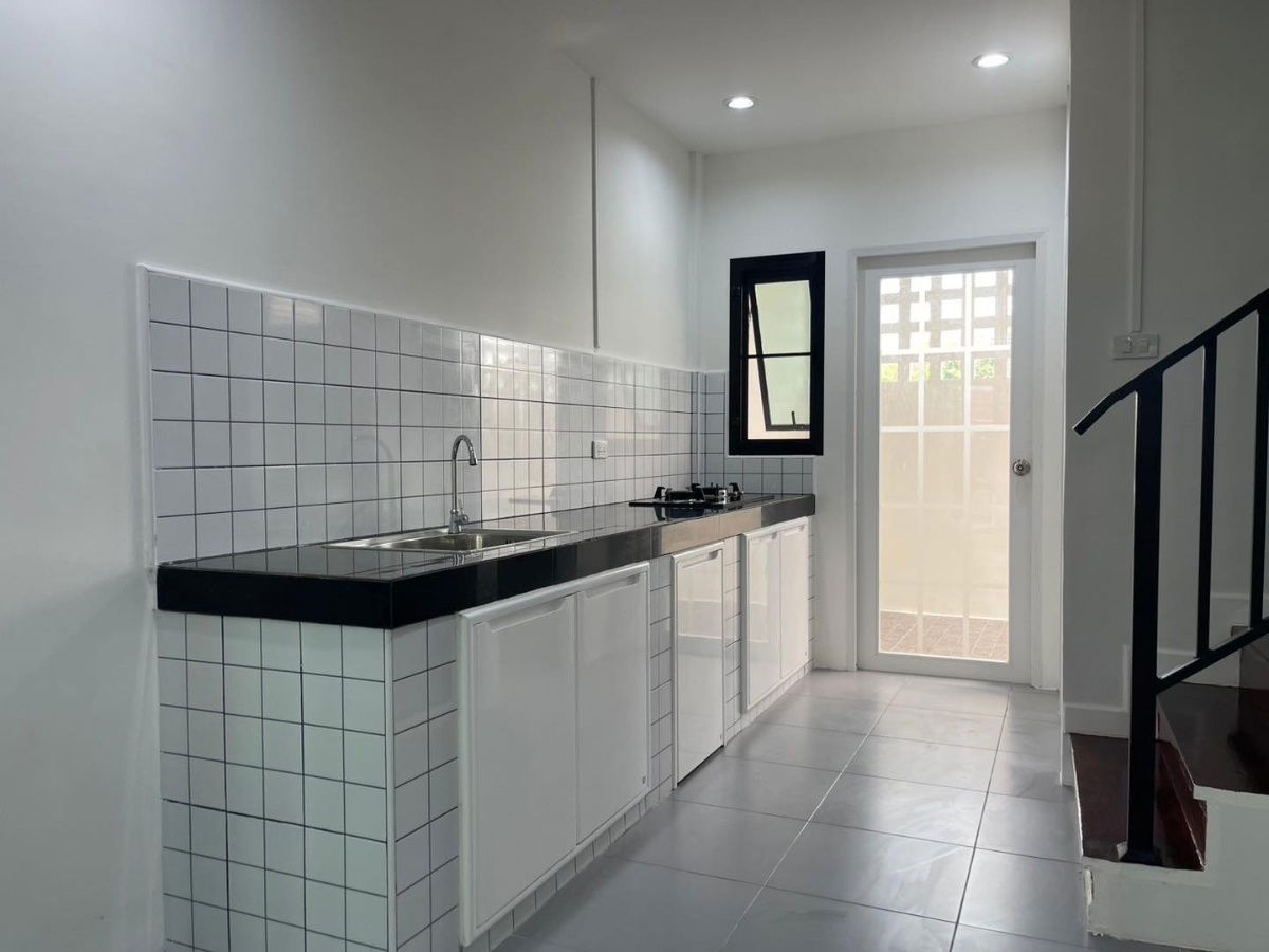 picture For sale: 16 square wah townhouse at K.C. Ramintra 2. - 7/36