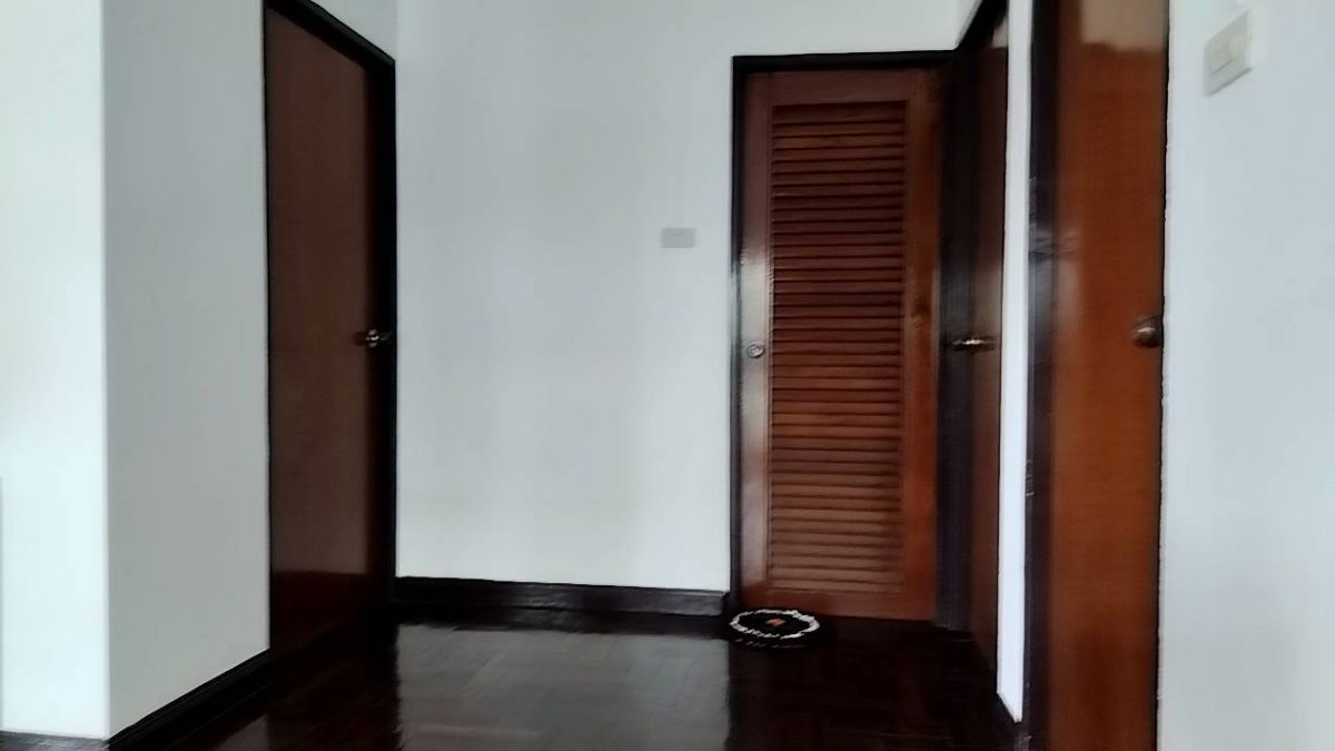 รูป ให้เช่า บ้านเดี่ยว 2 ชั้น 150 ตรว. สวย ๆ บรรยากาศร่มรื่น หลังบ้านติดทะเลสาป อยู่ ใกล้ BIG C แจ้งวัฒนะ - รูปที่ 24/37