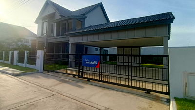 Houses for sale King Mongkut University Of Technology Thonburi, Bang Khunthian Campus : 🏡✨ Corner Unit Single House for Sale! Saransiri Thian Thale 30 Project  📍 House No. 8/62 | Premium corner plot with extra privacy s