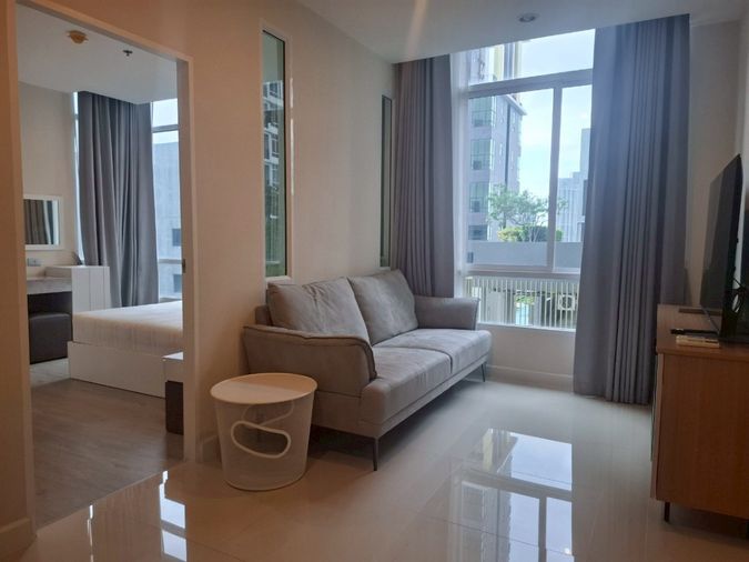 #3143 ให้เช่า The Sky Sukhumvit (bts บางนา -อุดมสุข ) ห้องครัวแยกประตูกระจกกั้น !! 15.11.68