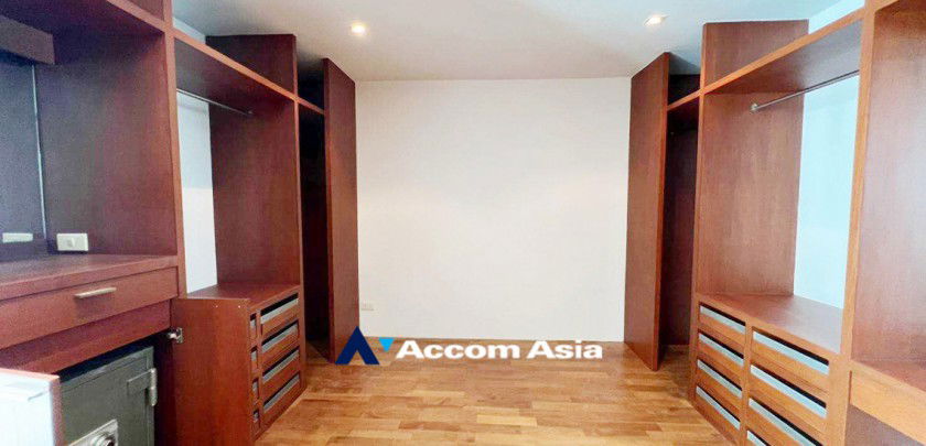 picture 🔼🔽 AccomA 📩 Home Office 3 BR House in  (110096) - 8/12