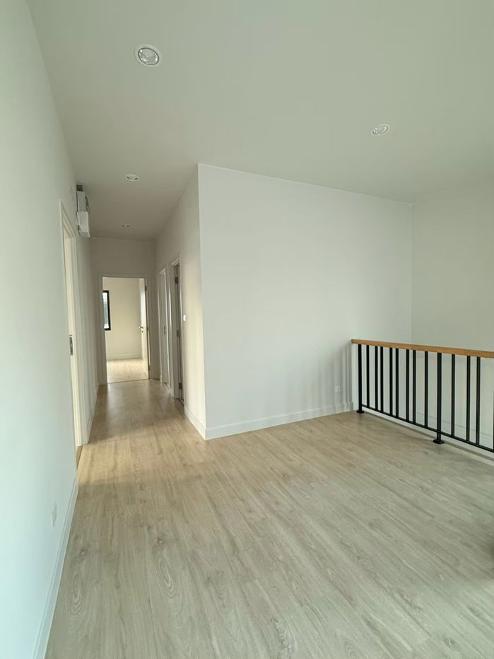 picture For Sale: Detached House at “Saransiri Bangna” – Freesia Model | Brand New, Ready to Transfer from Developer  - 12/20
