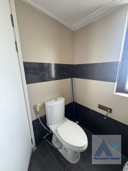 picture 🔼🔽 AccomA 📩  2 BR Condominium @Baan Suan Petch (AA44390) - 16/16