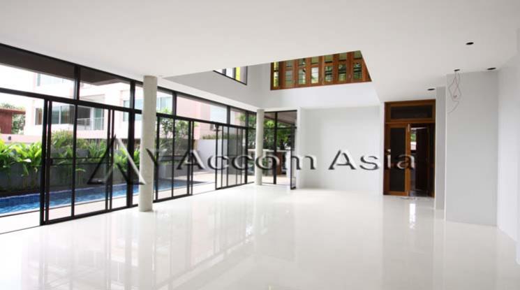 รูป 🔼🔽 AccomA 📩 Pet friendly,Private Swimming Pool 3 BR House in Khlong Ton Nuea (100058) - รูปที่ 3/9