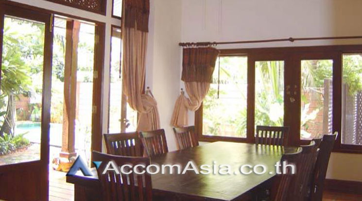 picture 🔼🔽 AccomA 📩 Private Swimming Pool 4 BR House in  (10001101) - 3/9