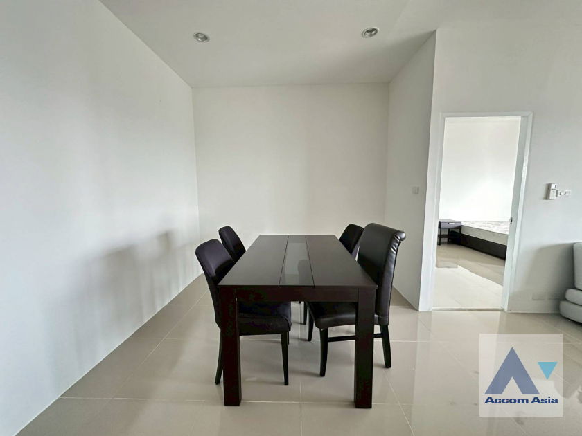 picture 🔼🔽 AccomA 📩 Pet friendly 4 BR Condominium @The Waterford Diamond (AA30346) - 2/7