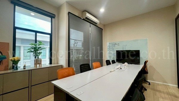 รูป ทาวน์โฮม 3 ชั้น บ้านกลางเมือง รัตนาธิเบศร์ หลังมุม ราคาถูก - รูปที่ 13/23