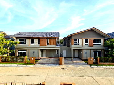 บ้านแฝด พระนครศรีอยุธยา พระนครศรีอยุธยา : 🔥ลดกระหน่ำ 3.99 🏡 ขายบ้านแฝด สไตล์ญี่ปุ่น 1 เดียวในอยุธยา ฟังก์ชั่นครบ 
📍อณาสิริ อยุธยา 2 ทำเลสะดวกใกล้เซ็นทรัลอยุธยา เพียง 8 นาที