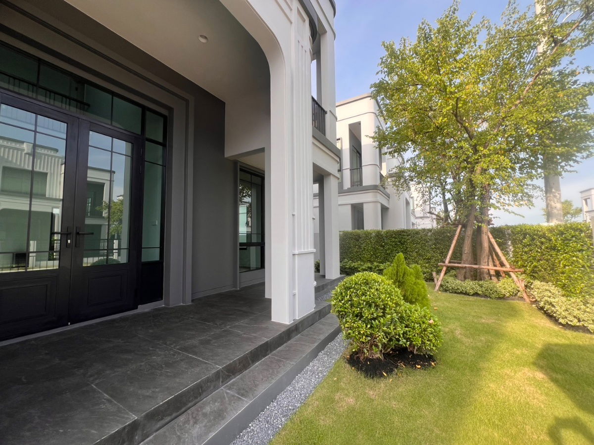 picture  First time experiencing a Modern Art Deco style house from Sansiri. - 2/6