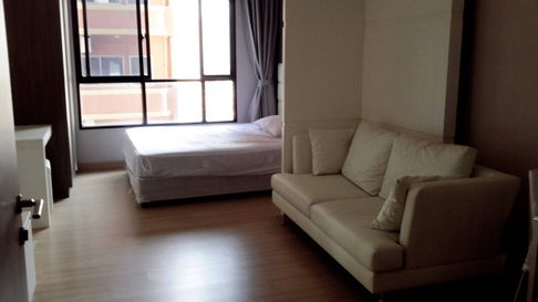 Urbano Absolute Sathon - Taksin | Near BTS Krung Thonburi
