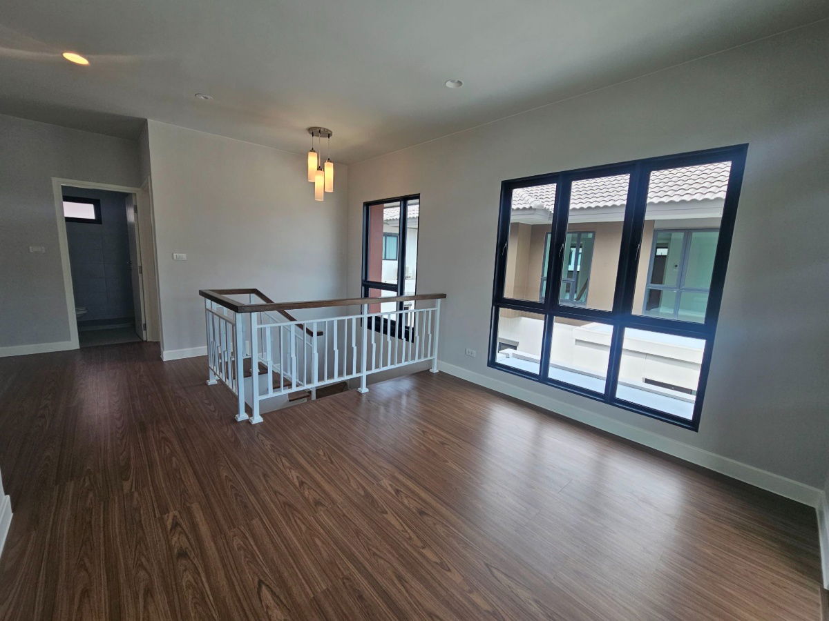picture 🏡✨️Come explore this brand-new home near a beautiful central park at Setthasiri Wongwaen–Lamlukka - 18/18