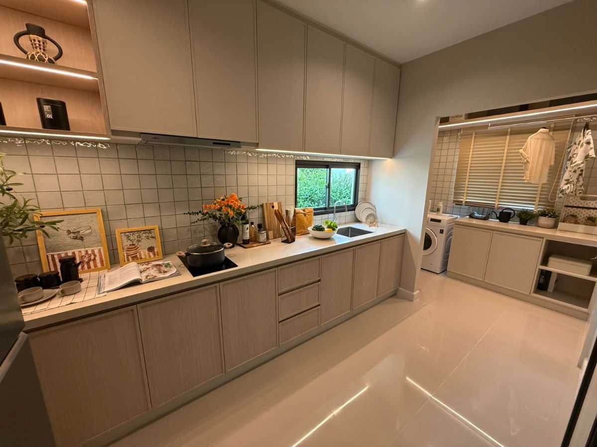 รูป เปิดขายบ้านตัวอย่าง  🏡  โซนหน้าสวน  พื้นที่สีเขียว วิวสวย 111/93 - รูปที่ 5/9