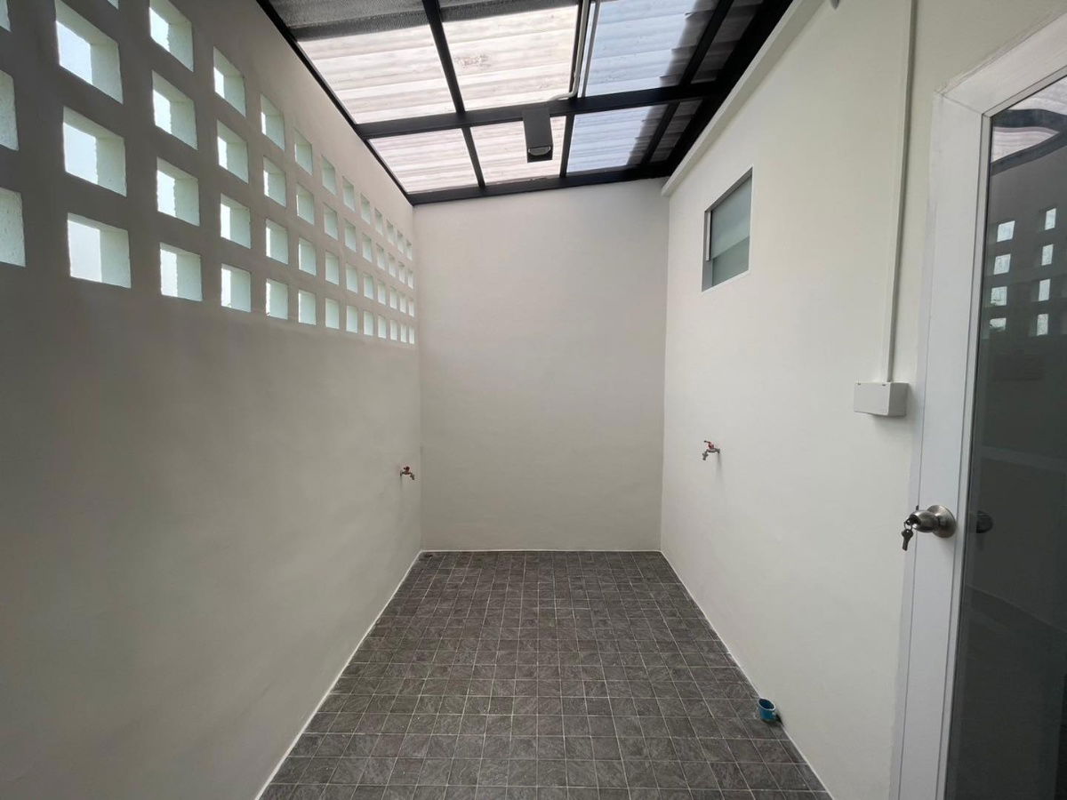 picture For sale: 16 square wah townhouse at K.C. Ramintra 2. - 27/36