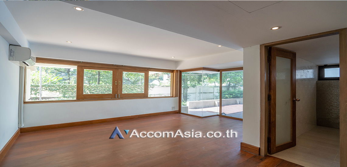 picture 🔼🔽 AccomA 📩 Pet friendly,Home Office,Private Swimming Pool 5 BR House in  (90257) - 13/20