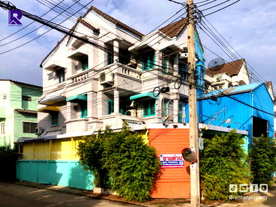 ขายทาวน์โฮม : ขายทาวเฮ้าส์ 3 ชั้น ราคาถูก ม.เจ้าพระยา 8 ซ.บางเลน 23/5 นนทบุรี 
