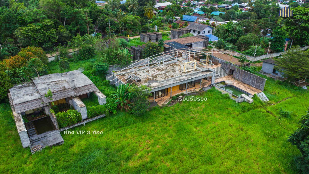 picture Resort for Sale in Khao Kho, Phetchabun On over 12 rai of titled land with panoramic windmill views, - 4/24