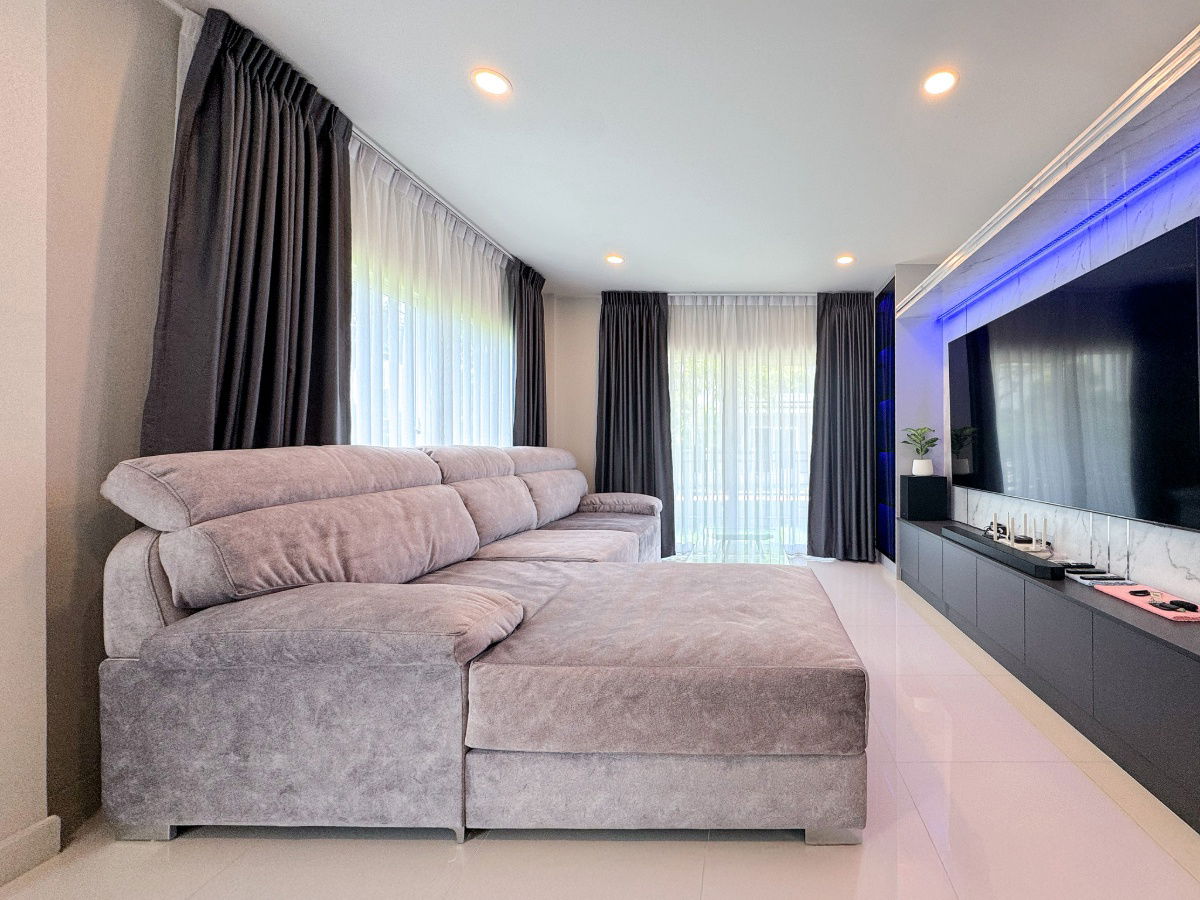 รูป สภาพใหม่เอี่ยม! Dream Home หลังมุม!! ขายบ้านเดี่ยว เซนโทร บางนา–ศรีนครินทร์ (Centro Bangna-Srinakarin) 67.3 ตร.วา 4 ห้องนอน 4 ห้องน้ำ ใกล้เมกาบางนา - รูปที่ 5/39