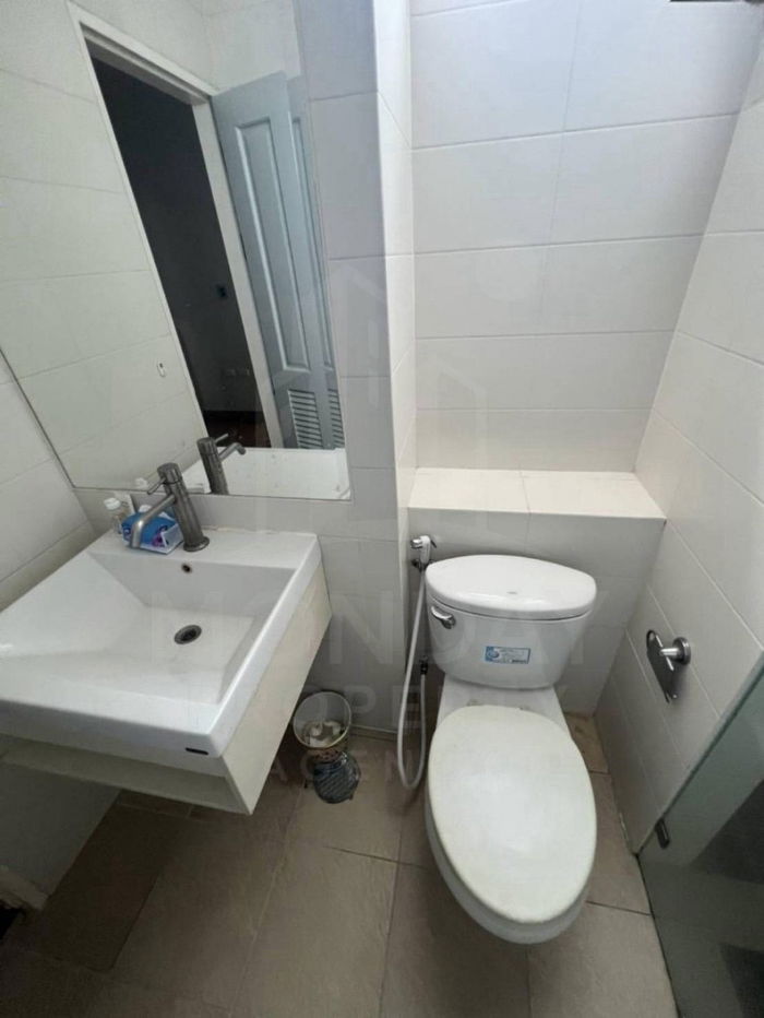picture Hot Deal!! For Rent - Condo Great Price at The Complete Narathiwat.  - 9/9