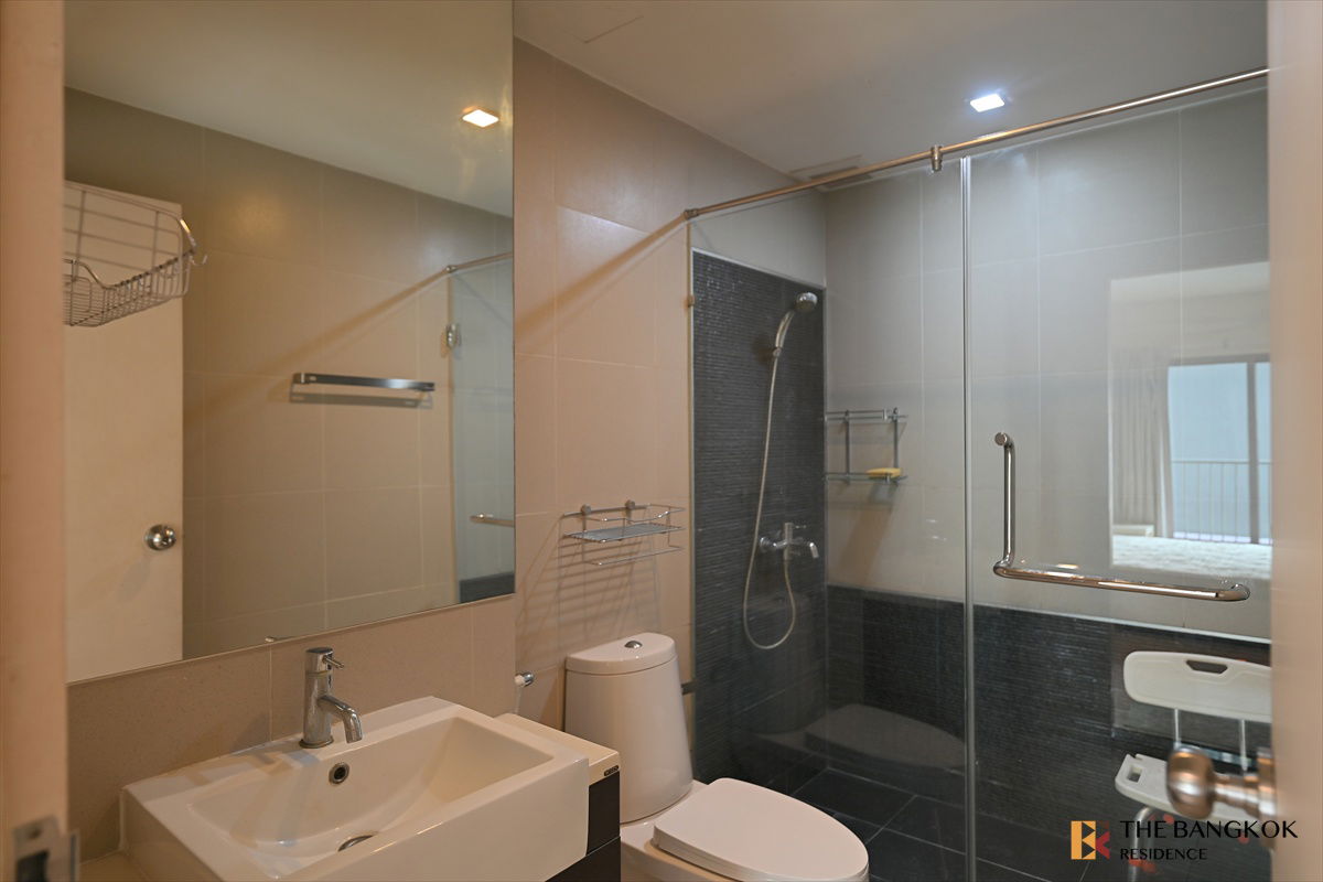 picture 🔥 Hot Deal !! Rare Price, Prime Location 🔥Noble Remix near BTS Thong lo - 8/9