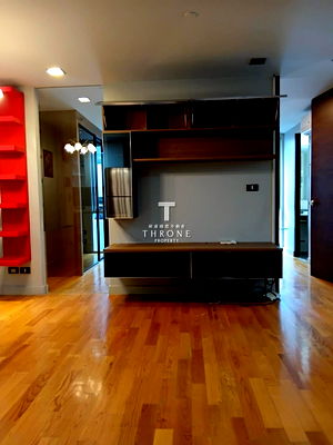 คอนโด MRT สามย่าน : ควอด สีลม      🌟PN-00003849🌟