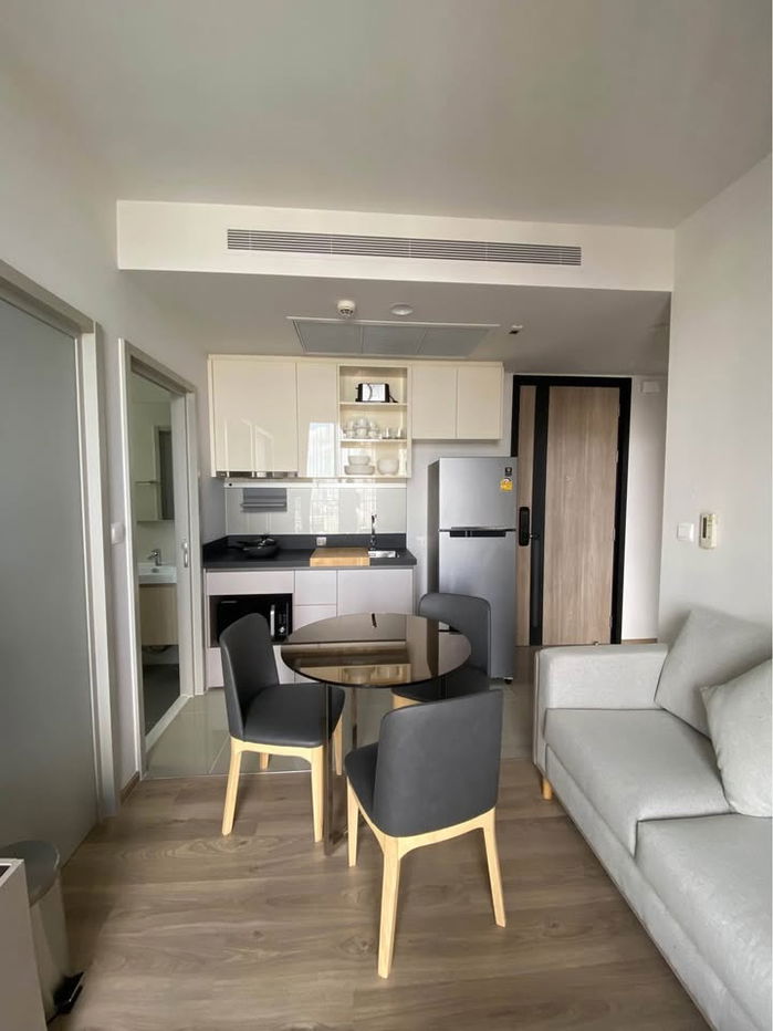 รูป ให้เช่าคอนโด Oka Haus สุขุมวิท 36 2 ห้องนอน ชั้นสูง เฟอร์นิเจอร์ครบ พร้อมเข้าอยู่ - รูปที่ 1/9