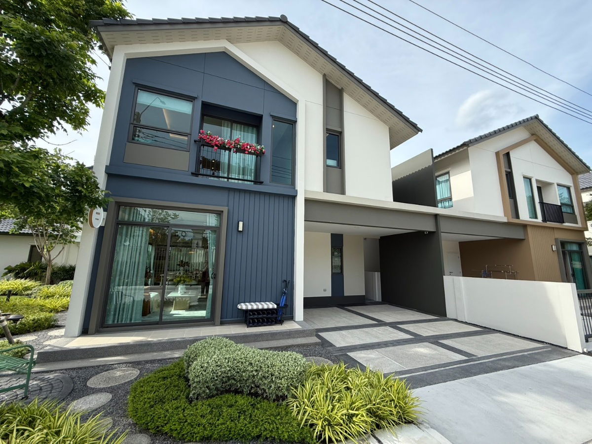 รูป ขายบ้านตัวอย่าง บ้านแฝด มุมส่วนตัว หน้าบ้านไม่ชนใคร 111/95 - รูปที่ 1/6