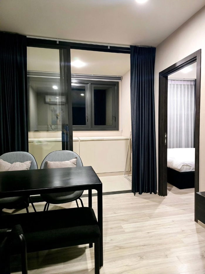 picture XT Huaikwang | MRT Huai Khwang (Vacant room, ready to move in) - 10/16