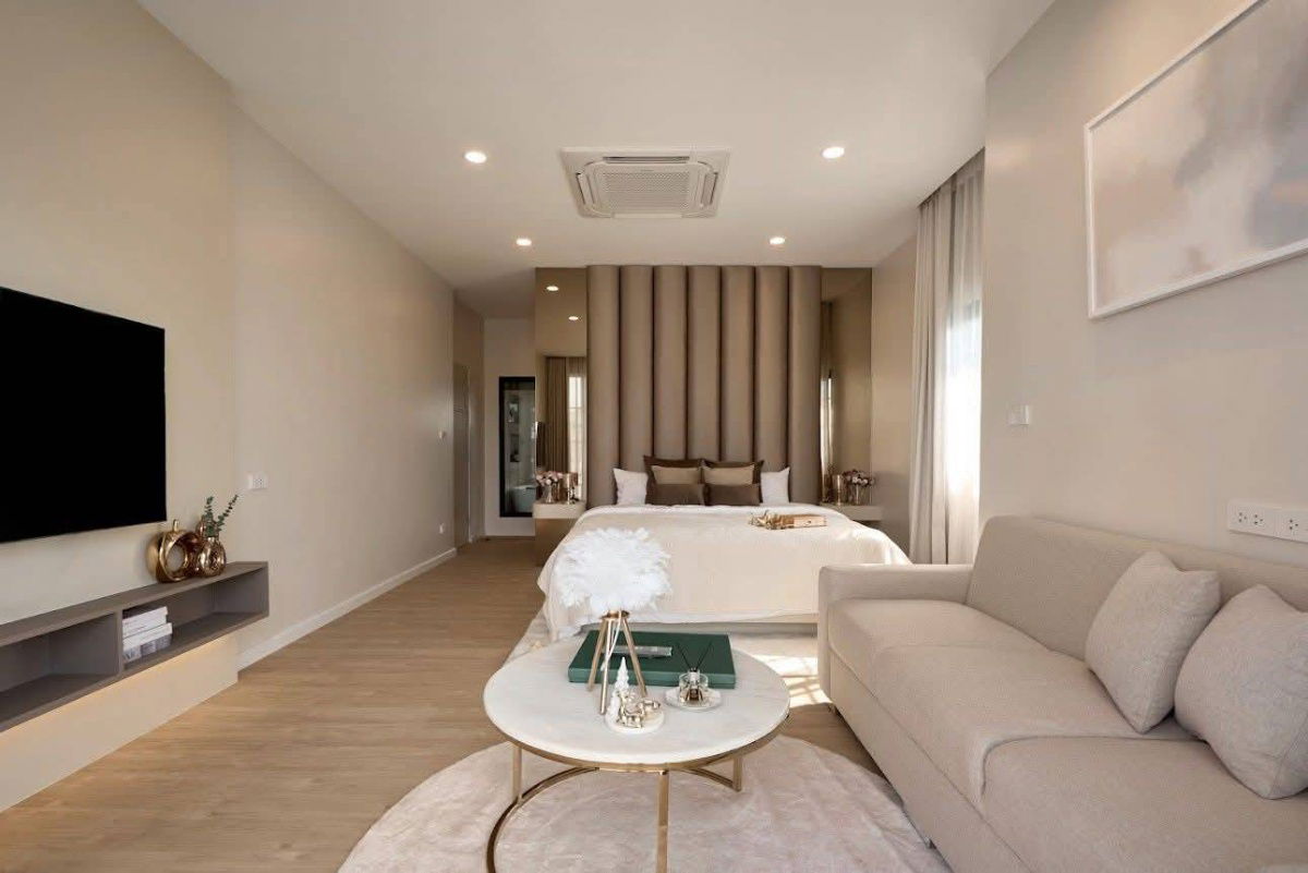 รูป ขาย Luxury Pool Villa สุดหรู ใจกลางเมืองเชียงใหม่ (แม่เหียะ) บ้านเดี่ยวพร้อมสระว่ายน้ำ แต่งครบ พร้อมเข้าอยู่! T.094-6511456 - รูปที่ 32/48