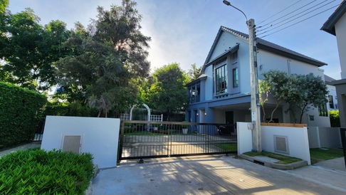 Saransiri Rama 2  for Sale (Fully Furnished Show House) , 91.5 sq.wah, next to Swimming Pool and Clubhouse Best Location 