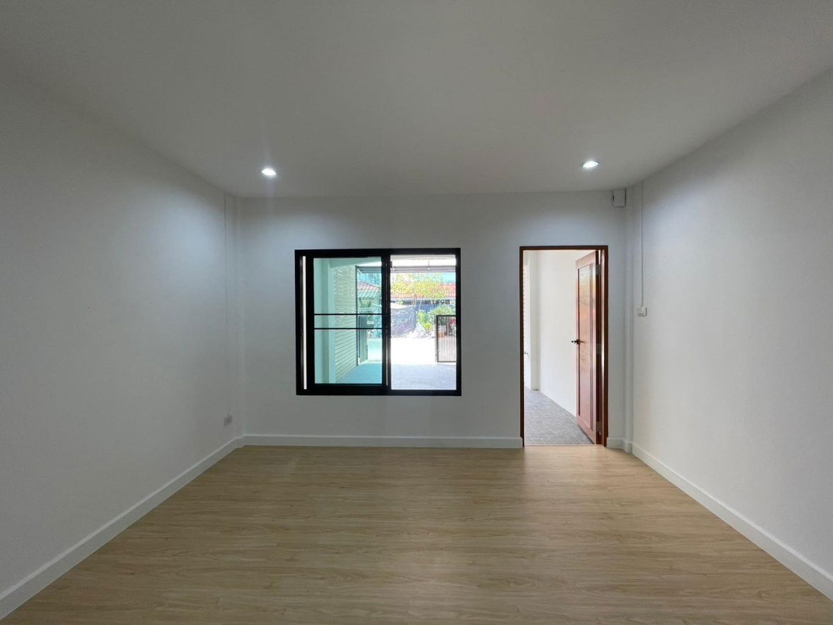 picture For sale: 16 square wah townhouse at K.C. Ramintra 2. - 20/36