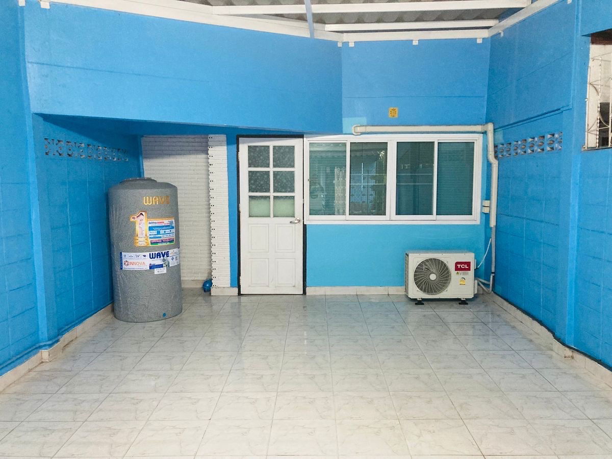 รูป ให้เช่าบ้านทำเลดีหลังเซ็นทรัลแจ้ง  ติดสถานีรถไฟฟ้า - รูปที่ 2/9